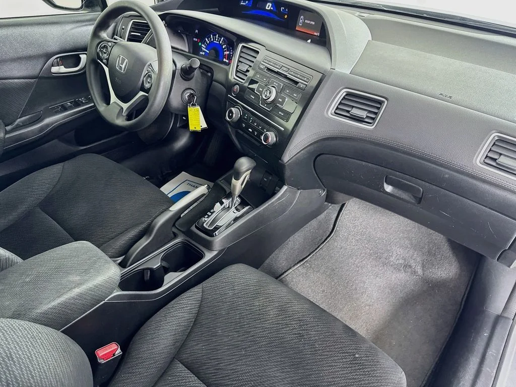 Used 2013 Silver Honda LX image 32