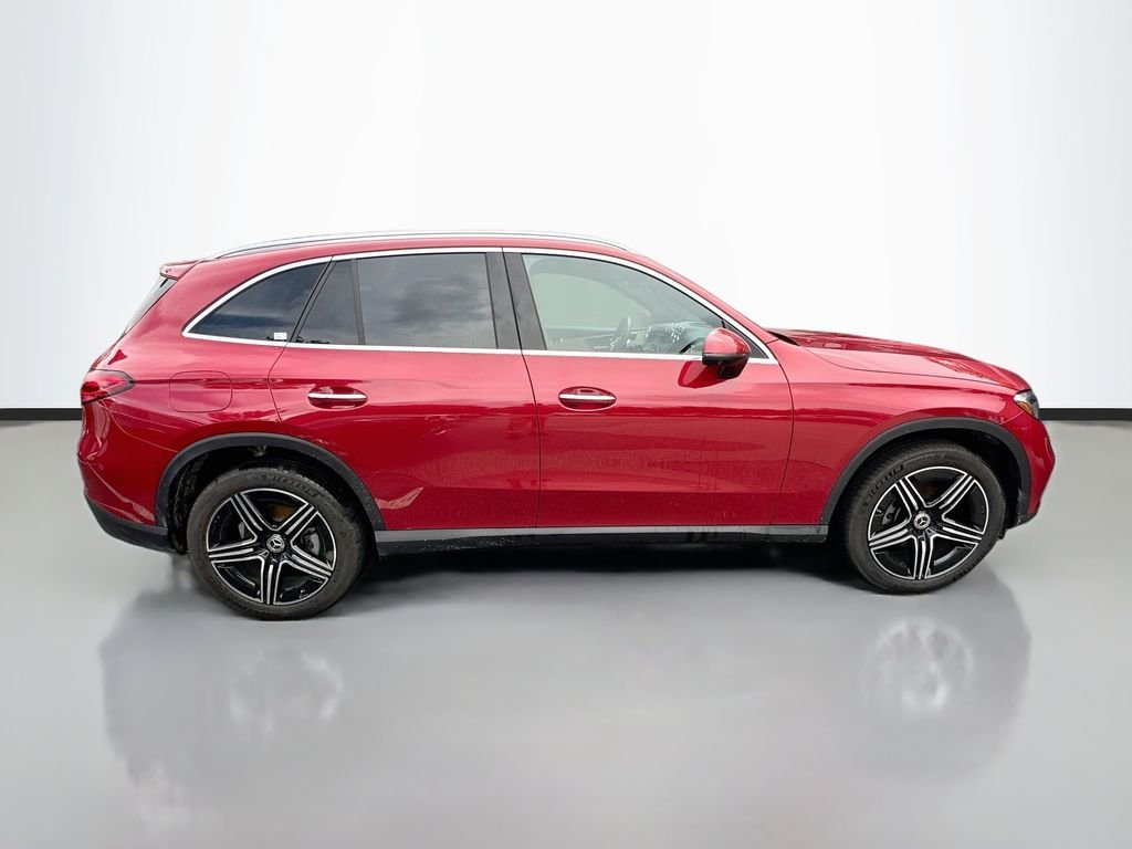 Certified Used 2026 Red Mercedes-Benz GLC 300 image 4