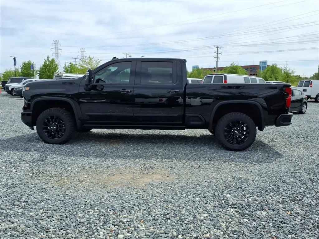 2026 Chevrolet Silverado 2500 HD High Country - Photo 35