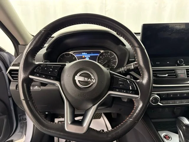 Used 2023 Gray Nissan 2.5 SR image 11