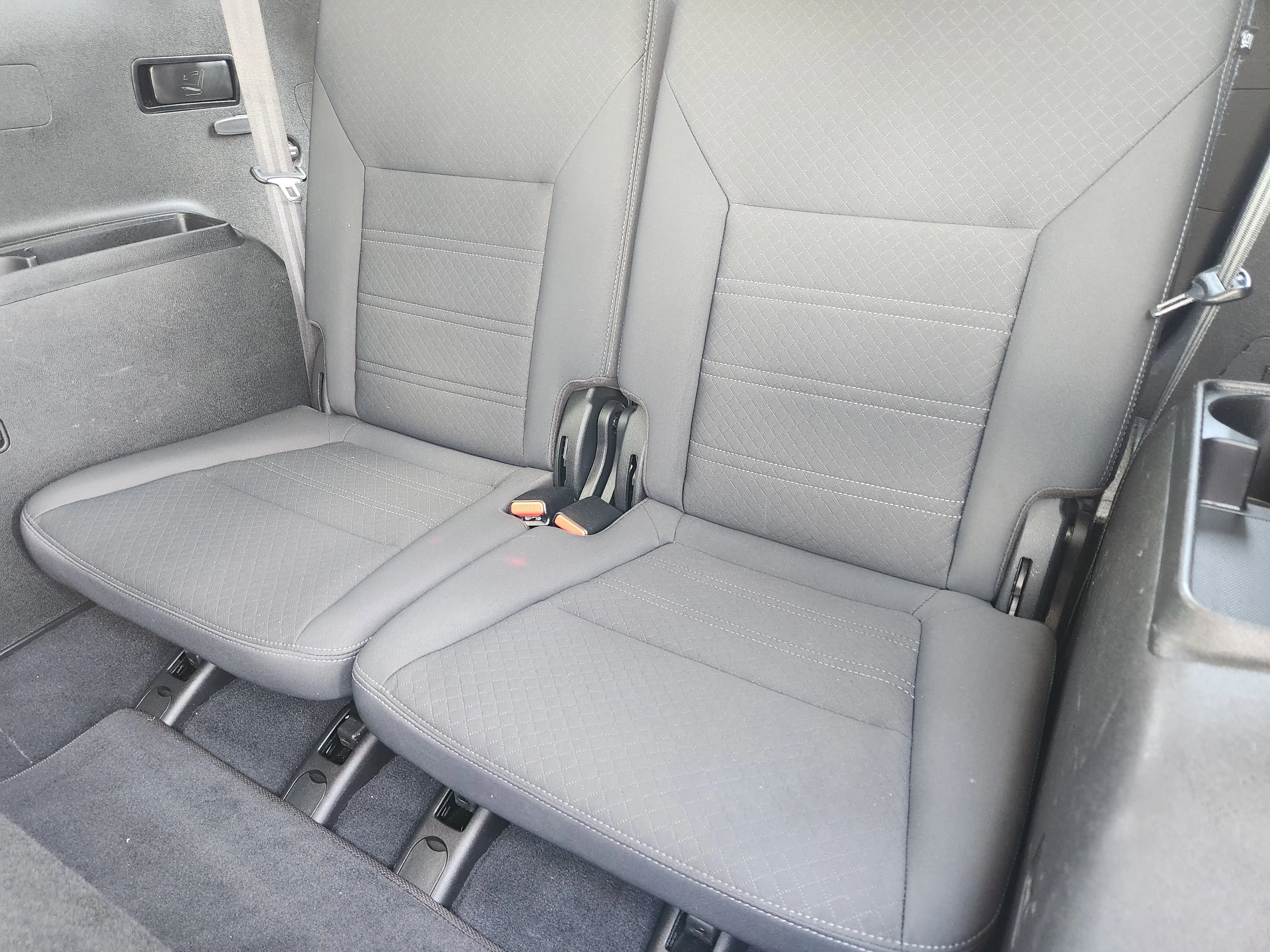 Used 2020 Everlasting Silver Kia L image 31