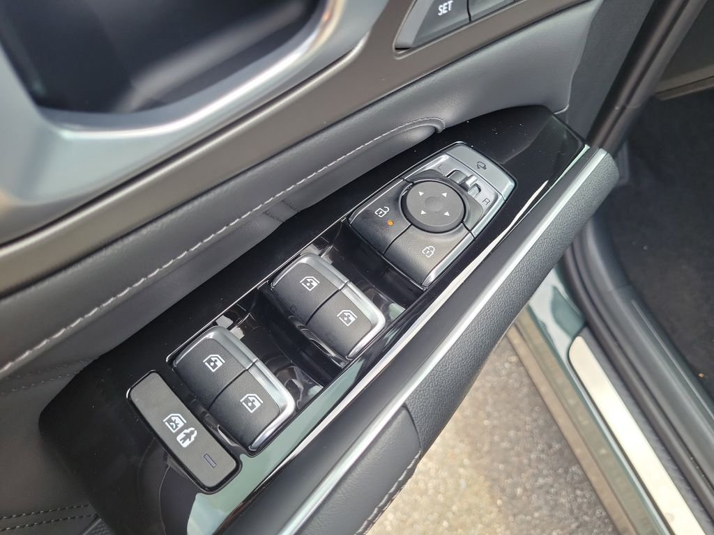 New 2026 Green Kia X-Line SX Prestige image 22