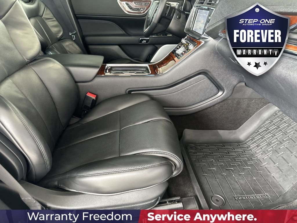 Used 2020 Silver Lincoln Reserve image 38