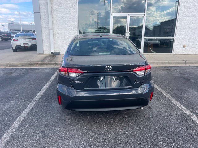Used 2027  Toyota LE image 5