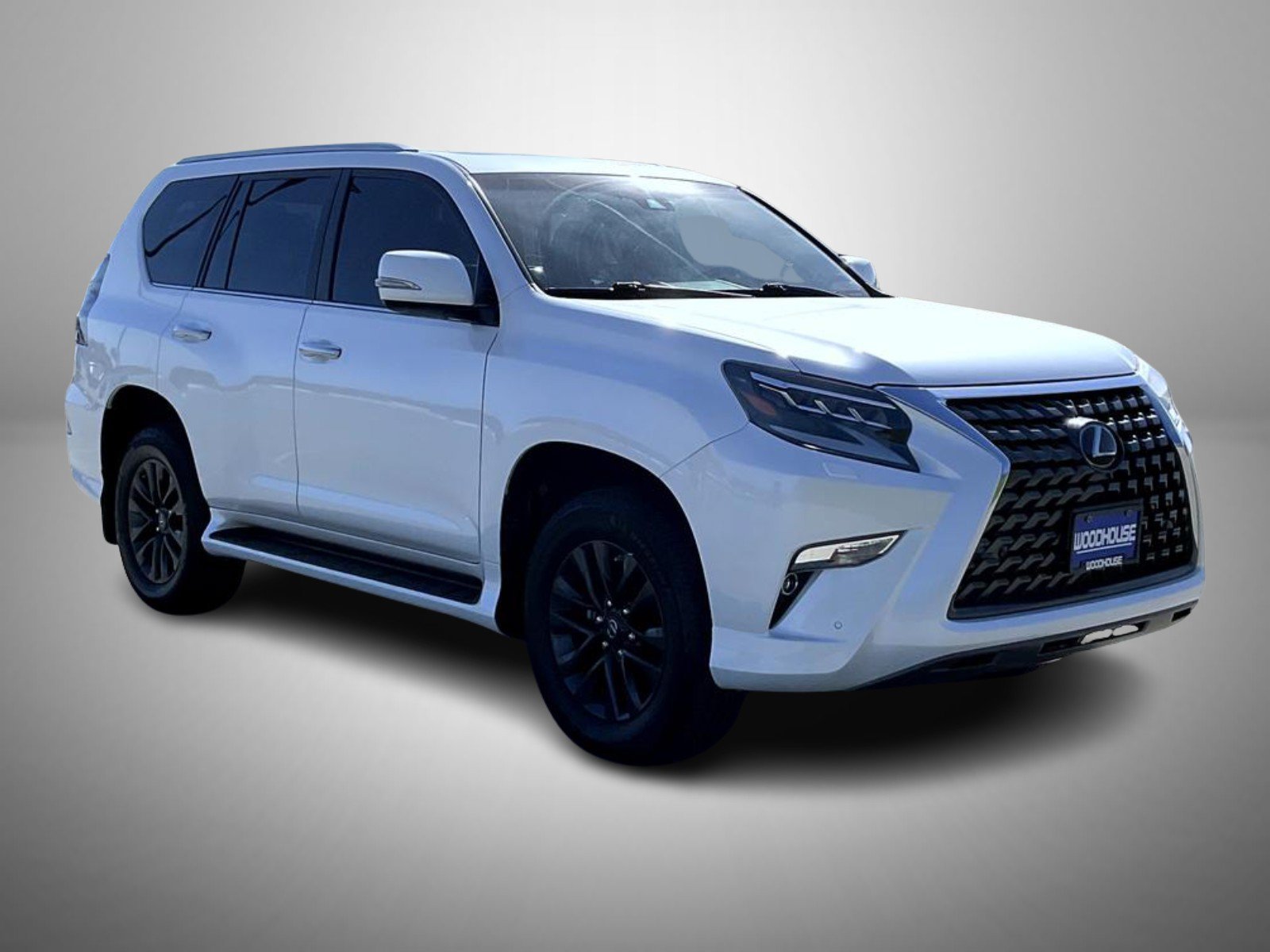 Used 2021 White Lexus 460 image 3