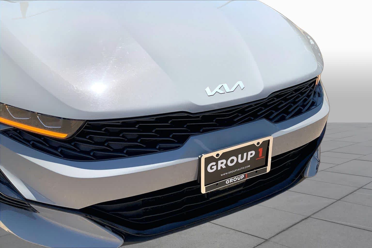 Used 2022 Wolf Gray Kia GT-Line image 36