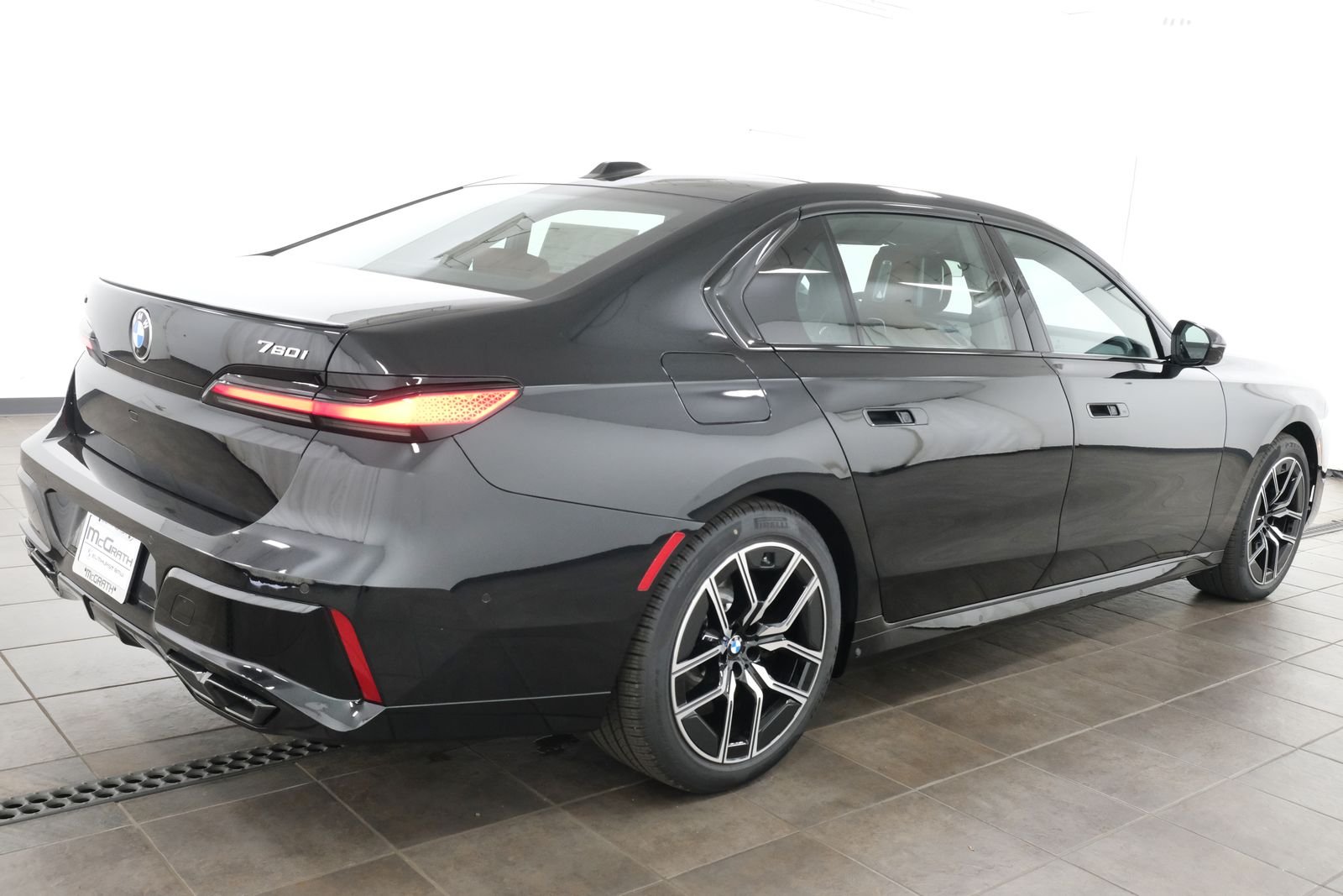 New 2026 Black Sapphire Metallic BMW 760i xDrive image 7
