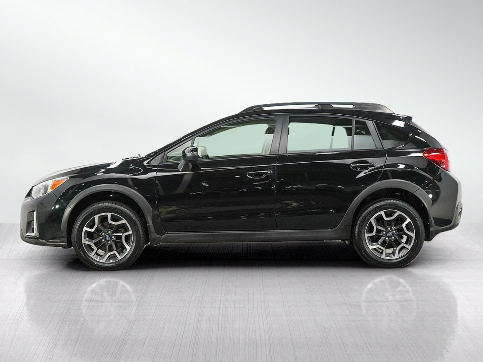 Used 2016 Subaru Crosstrek Limited with VIN JF2GPAKC2GH308002 for sale in South Saint Paul, Minnesota