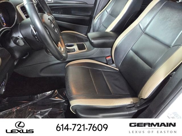 Used 2016 White Jeep Laredo image 19