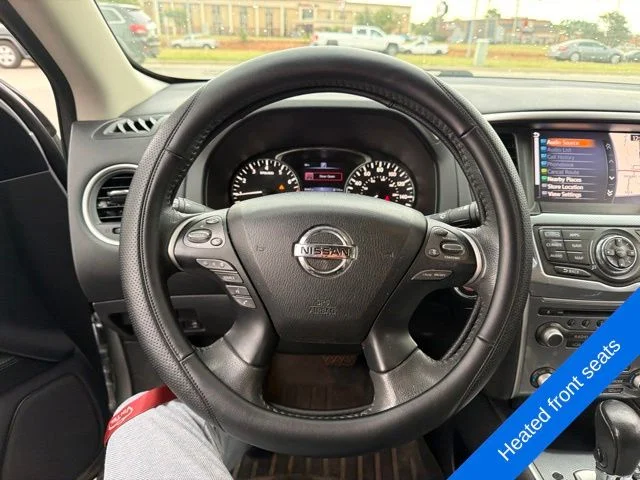 Used 2018 Brilliant Silver Metallic Nissan SL image 17
