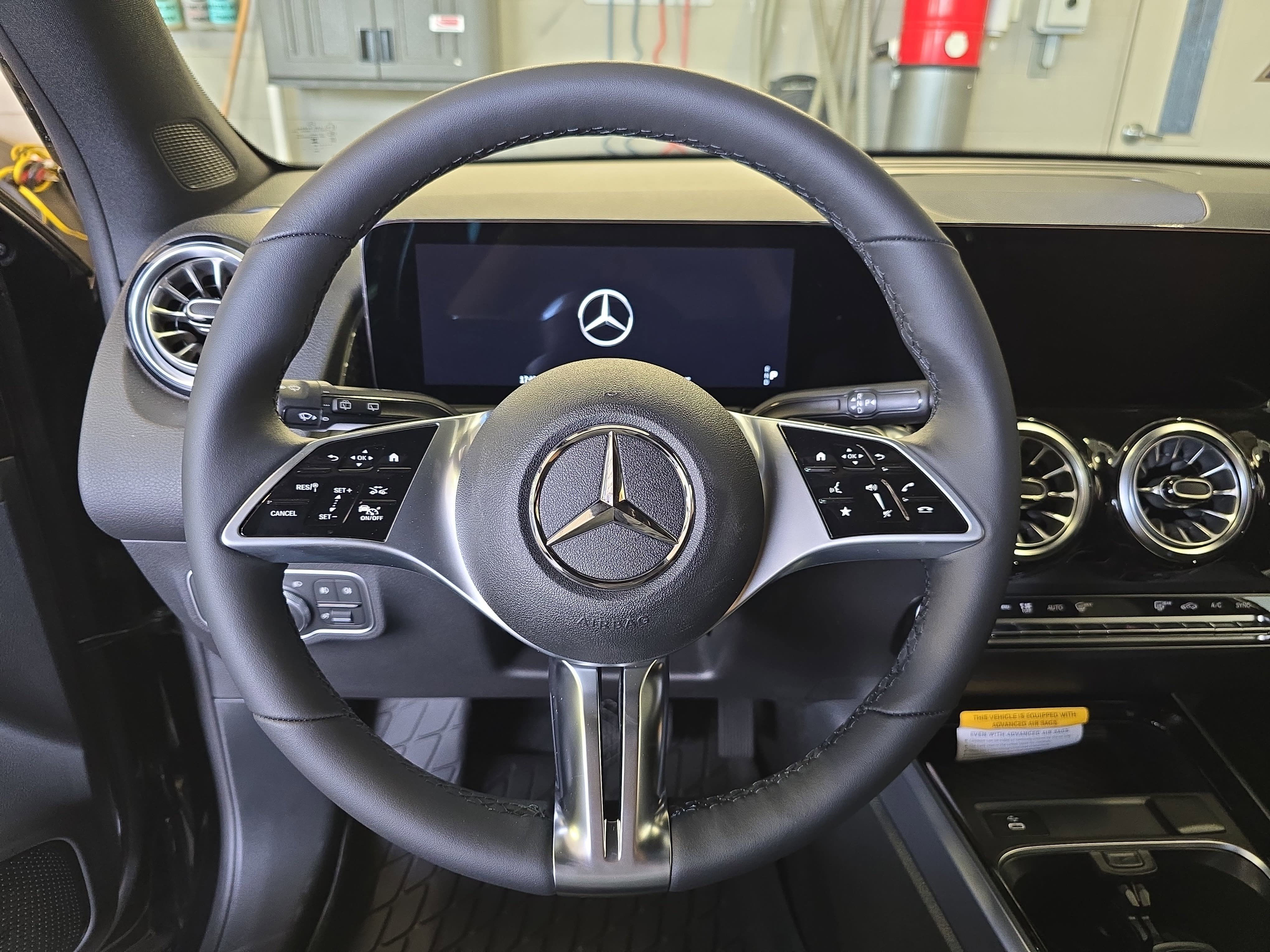 New 2026 Cosmos Black Metallic Mercedes-Benz GLB250 image 19