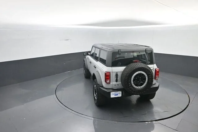 New 2026 Avalanche Gray Ford Base image 25