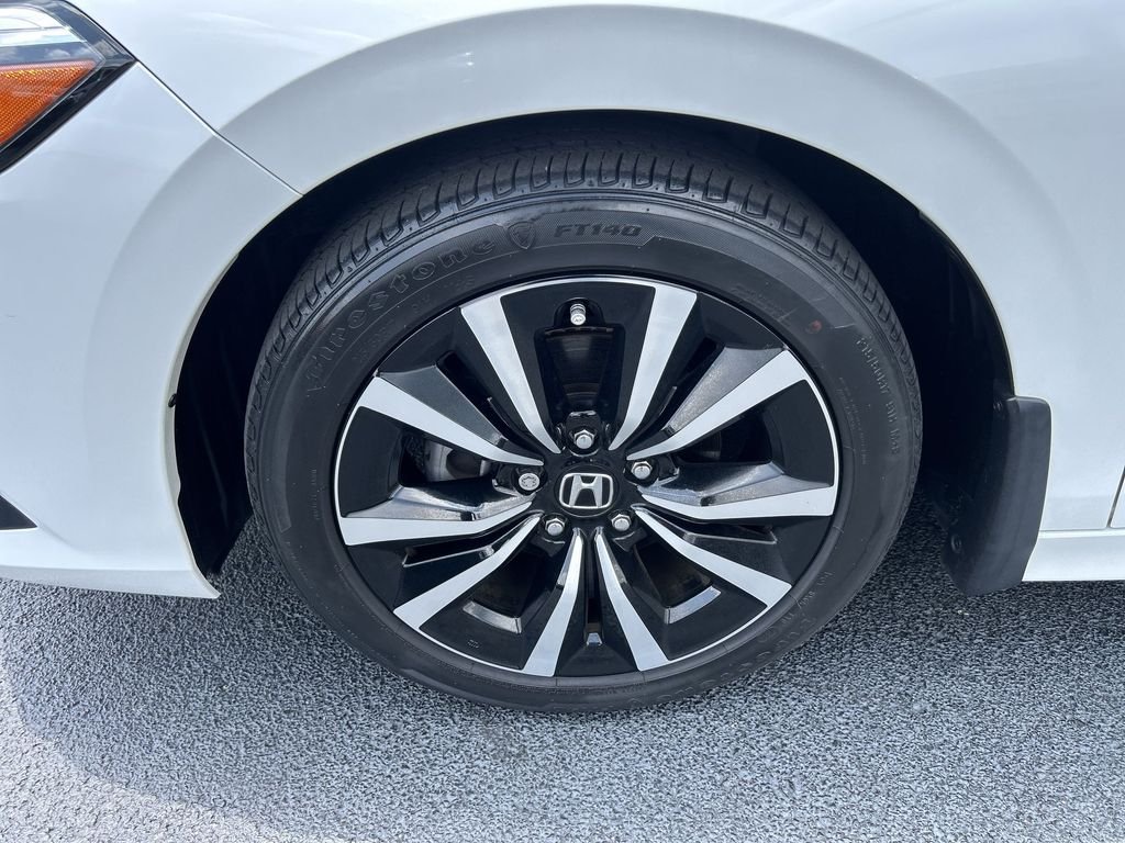 Used 2022 White Honda EX image 16