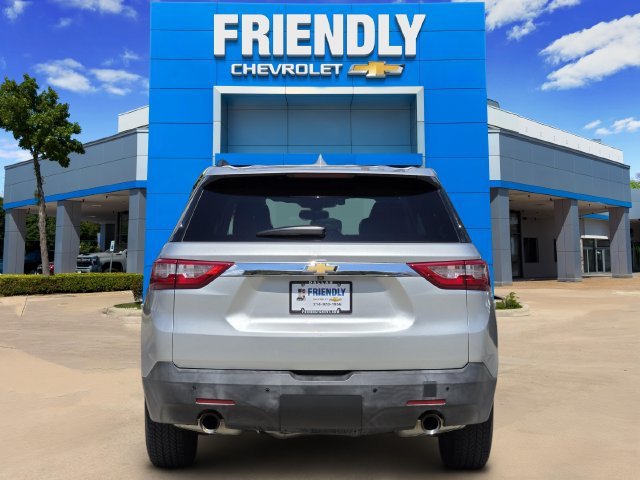 Used 2021 SILVER ICE METALLIC Chevrolet LT Cloth image 6