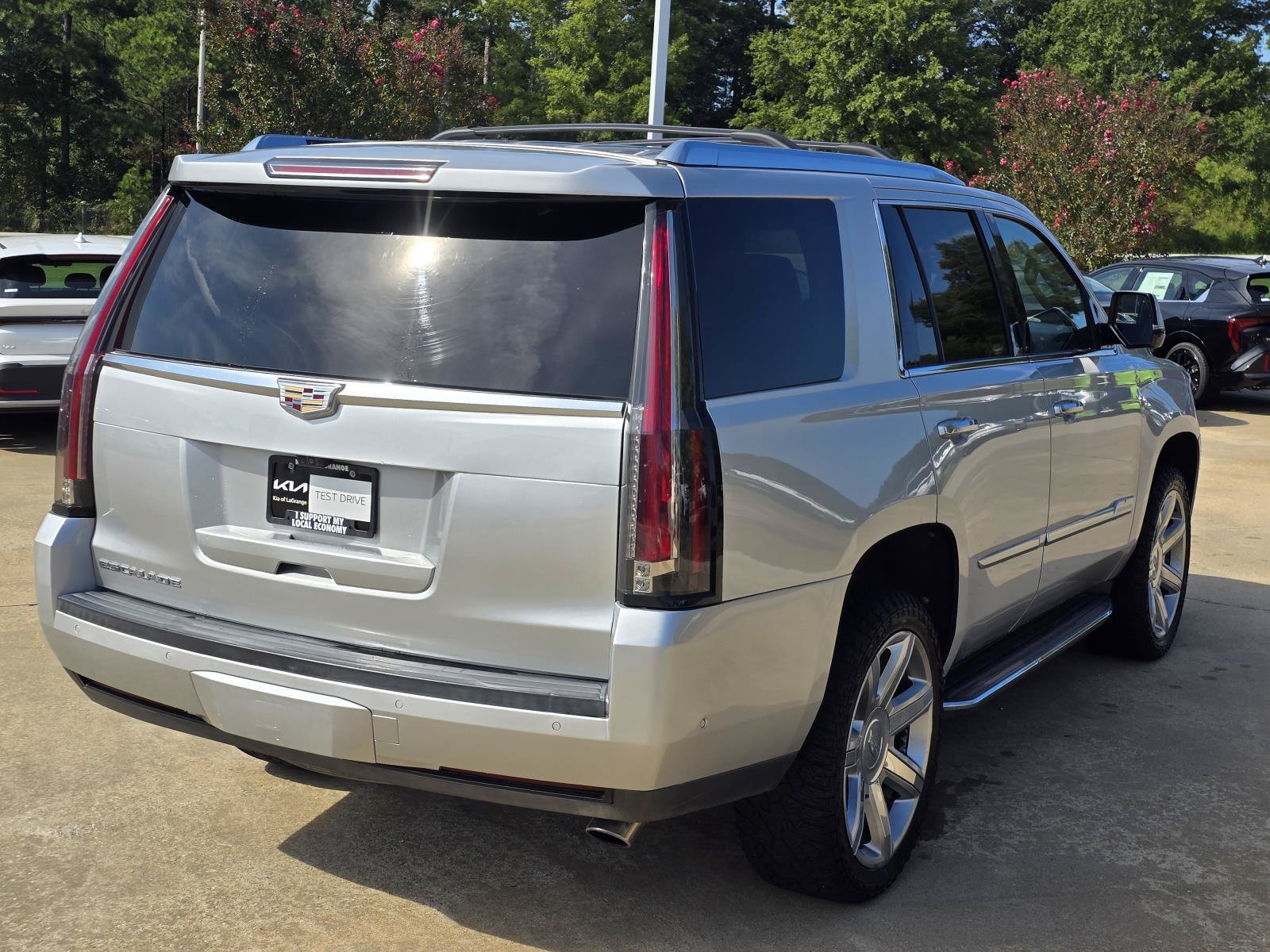 2020 Cadillac Escalade Luxury - Photo 7