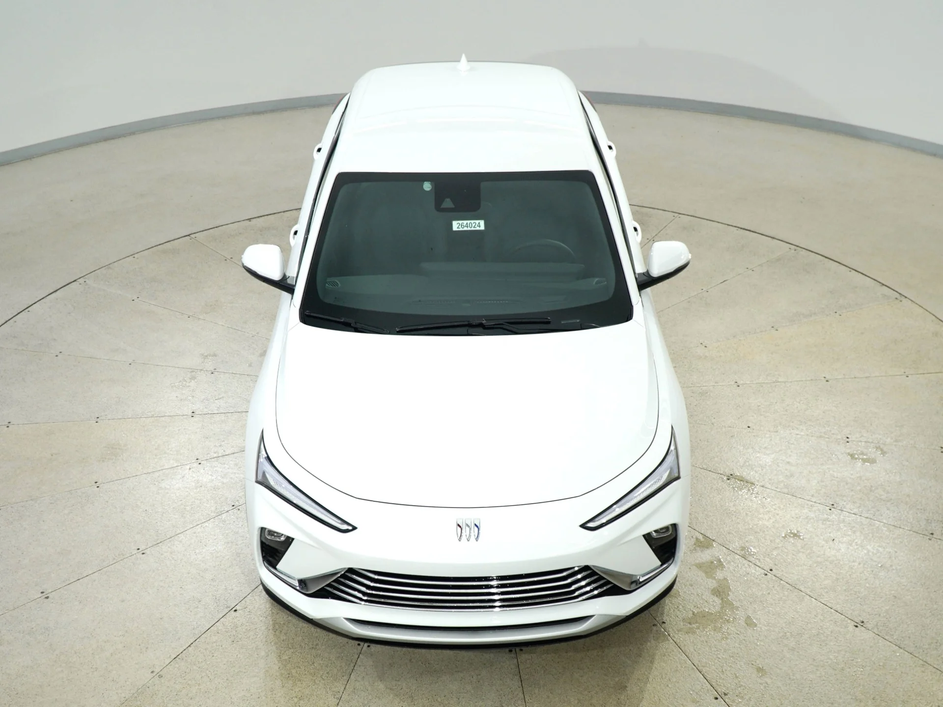 New 2026 Summit White Buick Preferred image 58