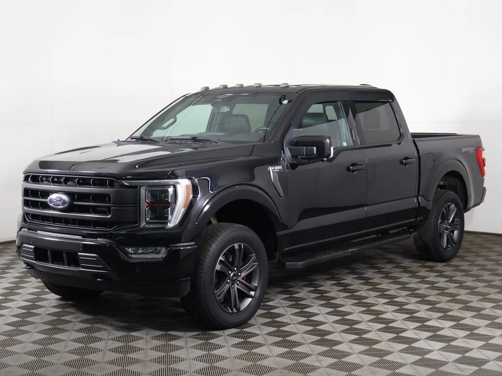 Used 2023 Agate Black Metallic Ford Lariat image 12