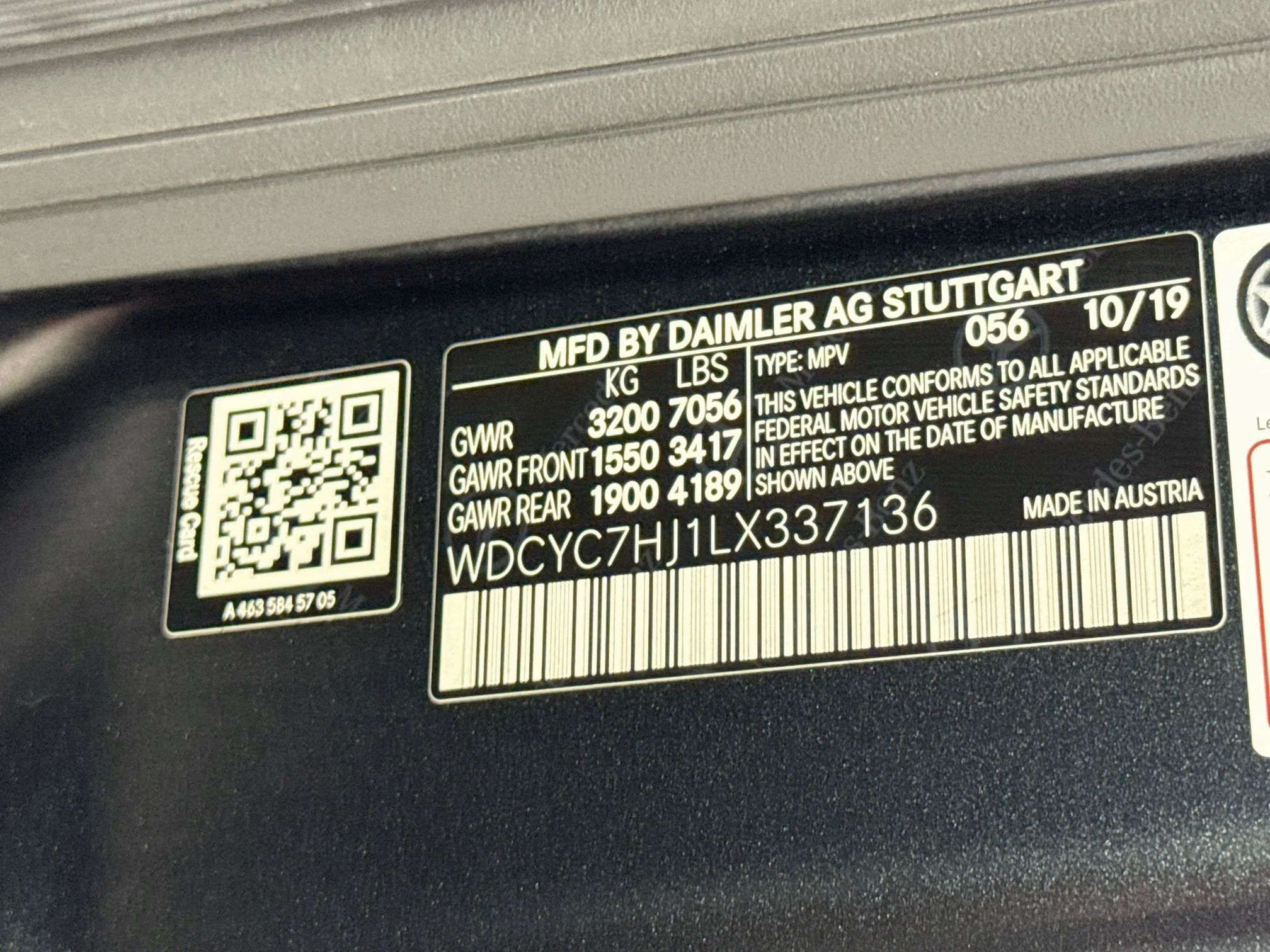 Used 2020  Mercedes-Benz AMG® G 63 image 34