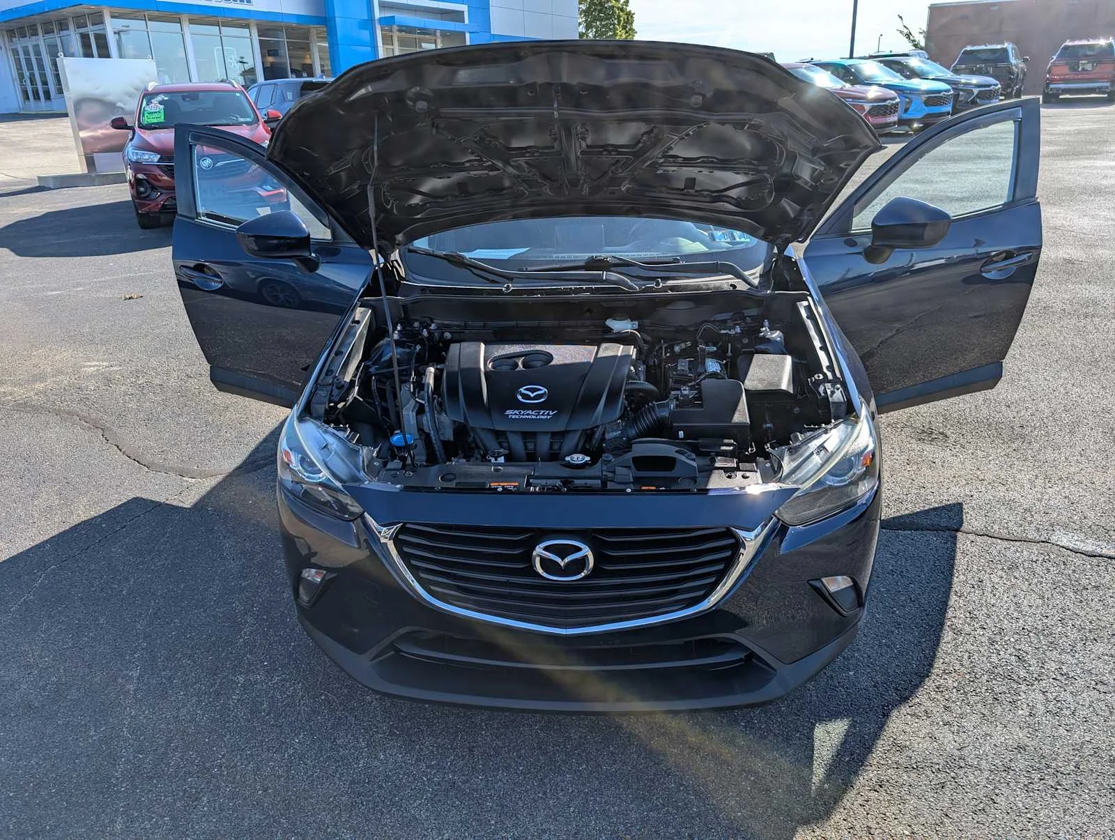 Used 2018 Deep Crystal Blue Mica Mazda Sport image 13