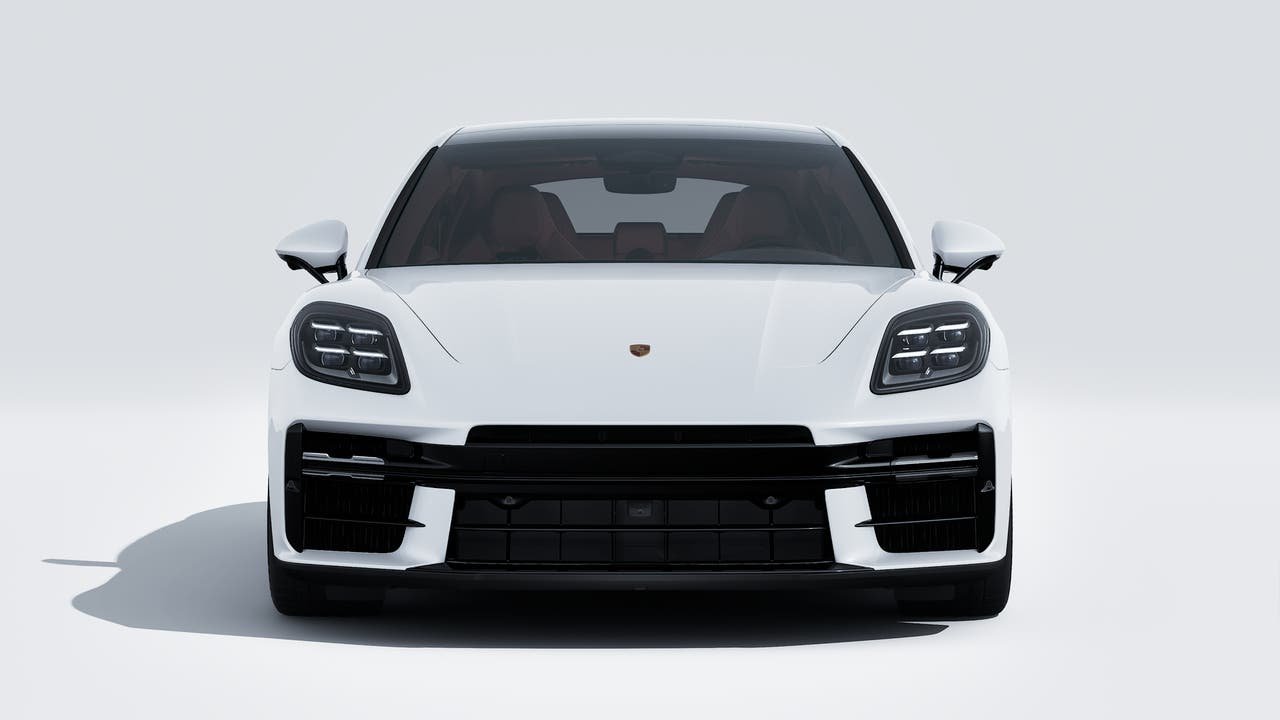 New 2027 Carrara White Metallic Porsche GTS image 8