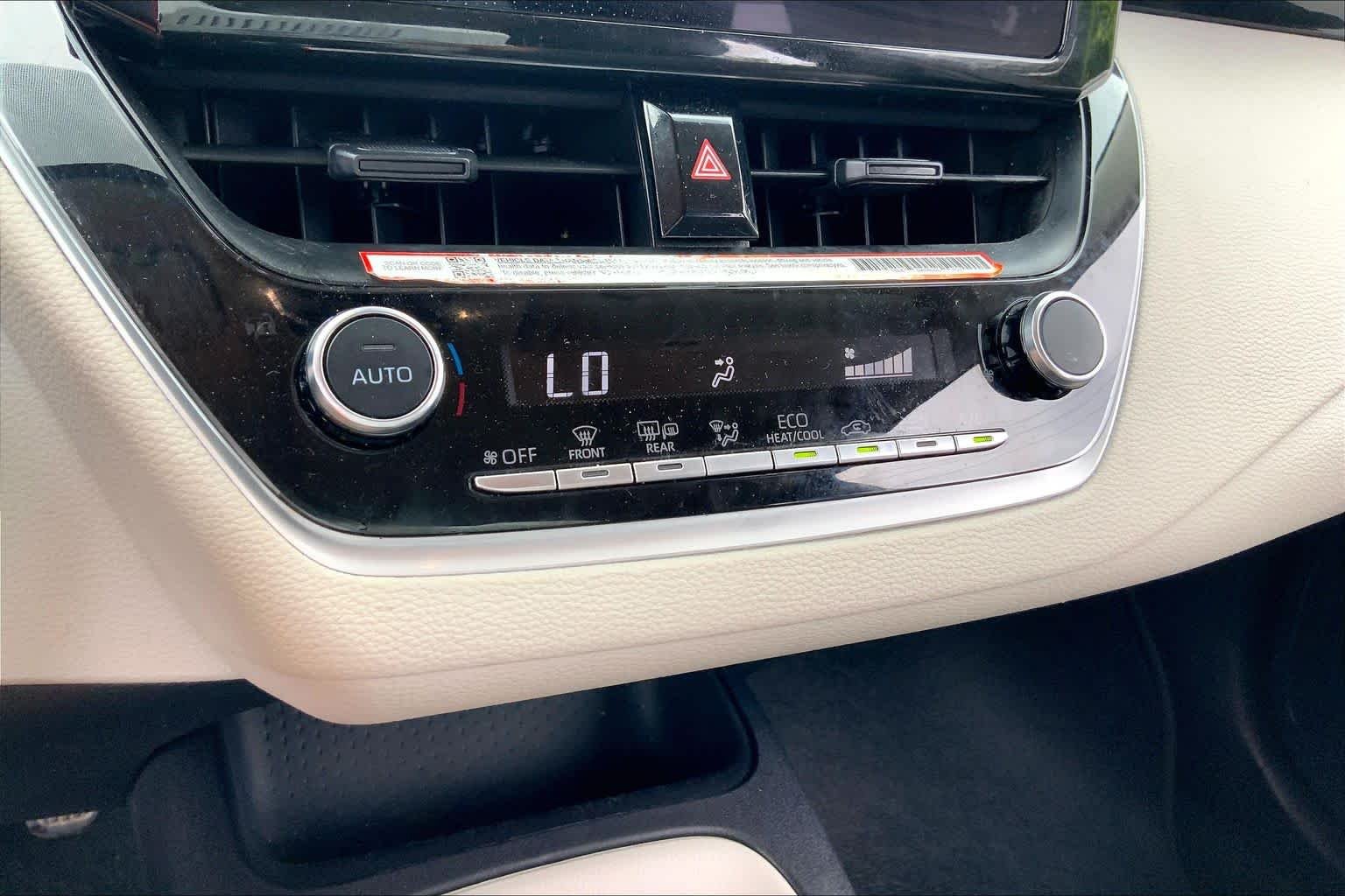 Used 2026 Celestite Toyota LE image 32