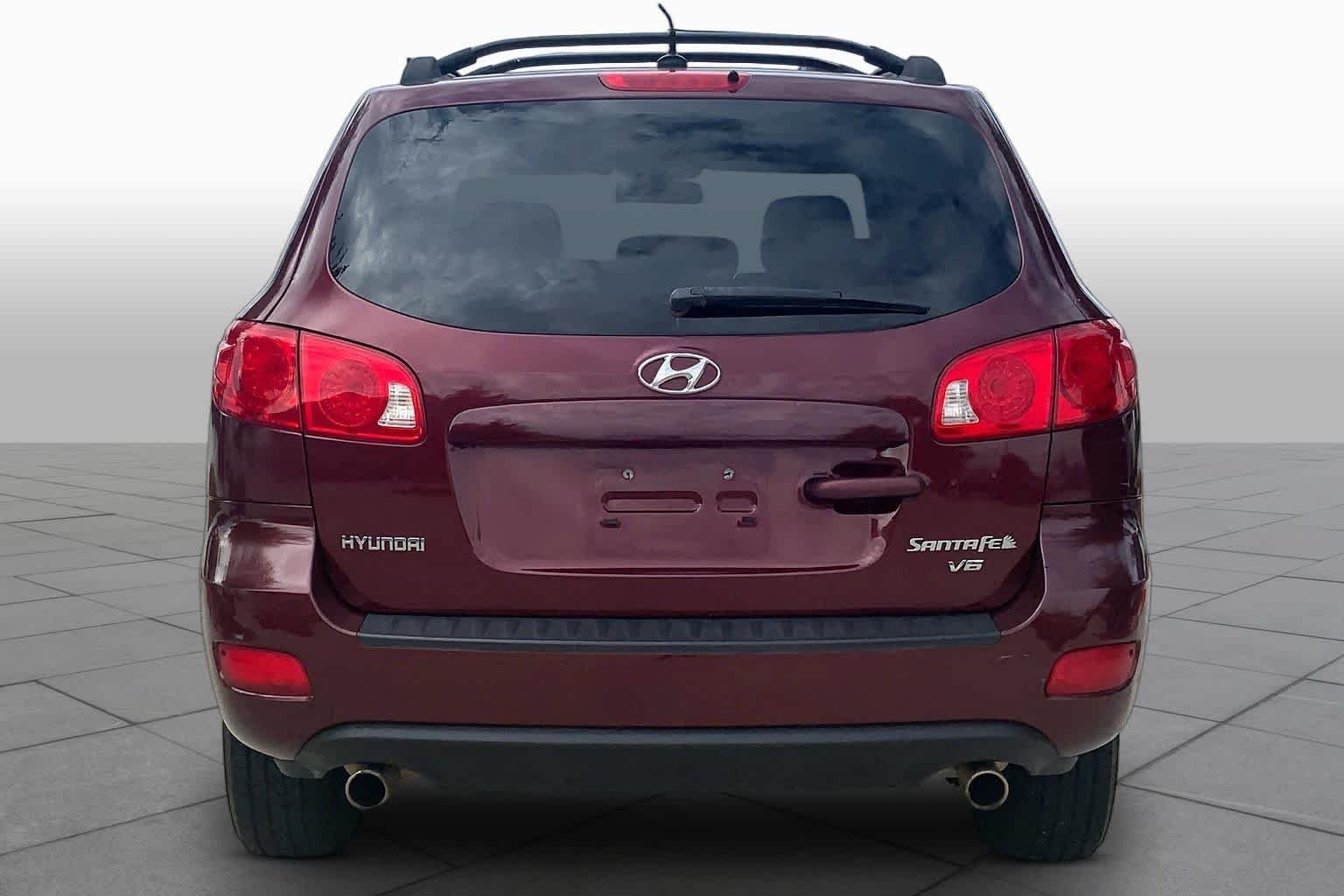 Used 2009 Dark Cherry Red Hyundai GLS image 4