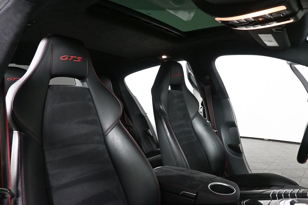 Used 2015  Porsche GTS image 21