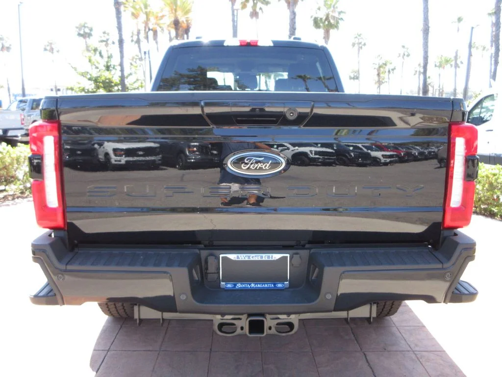 New 2026 Agate Black Metallic Ford Lariat image 3