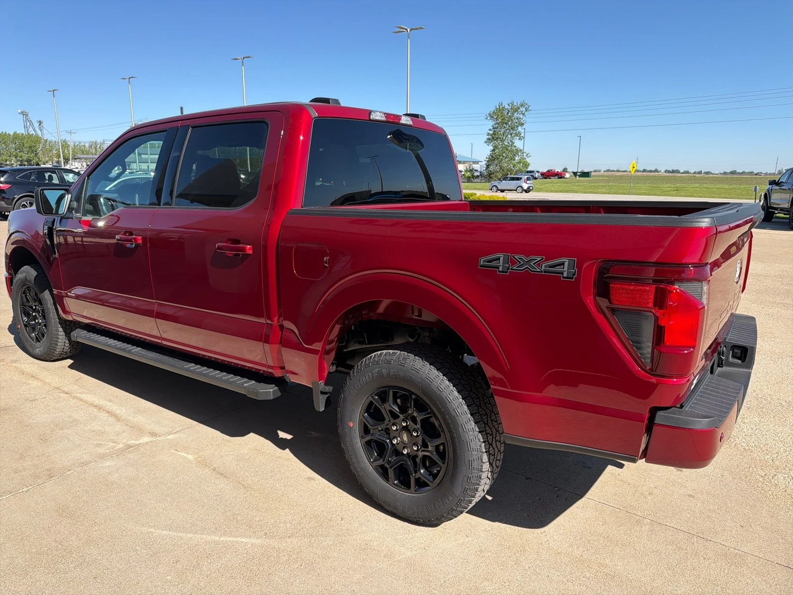 2026 Ford F-150 XLT - Photo 12