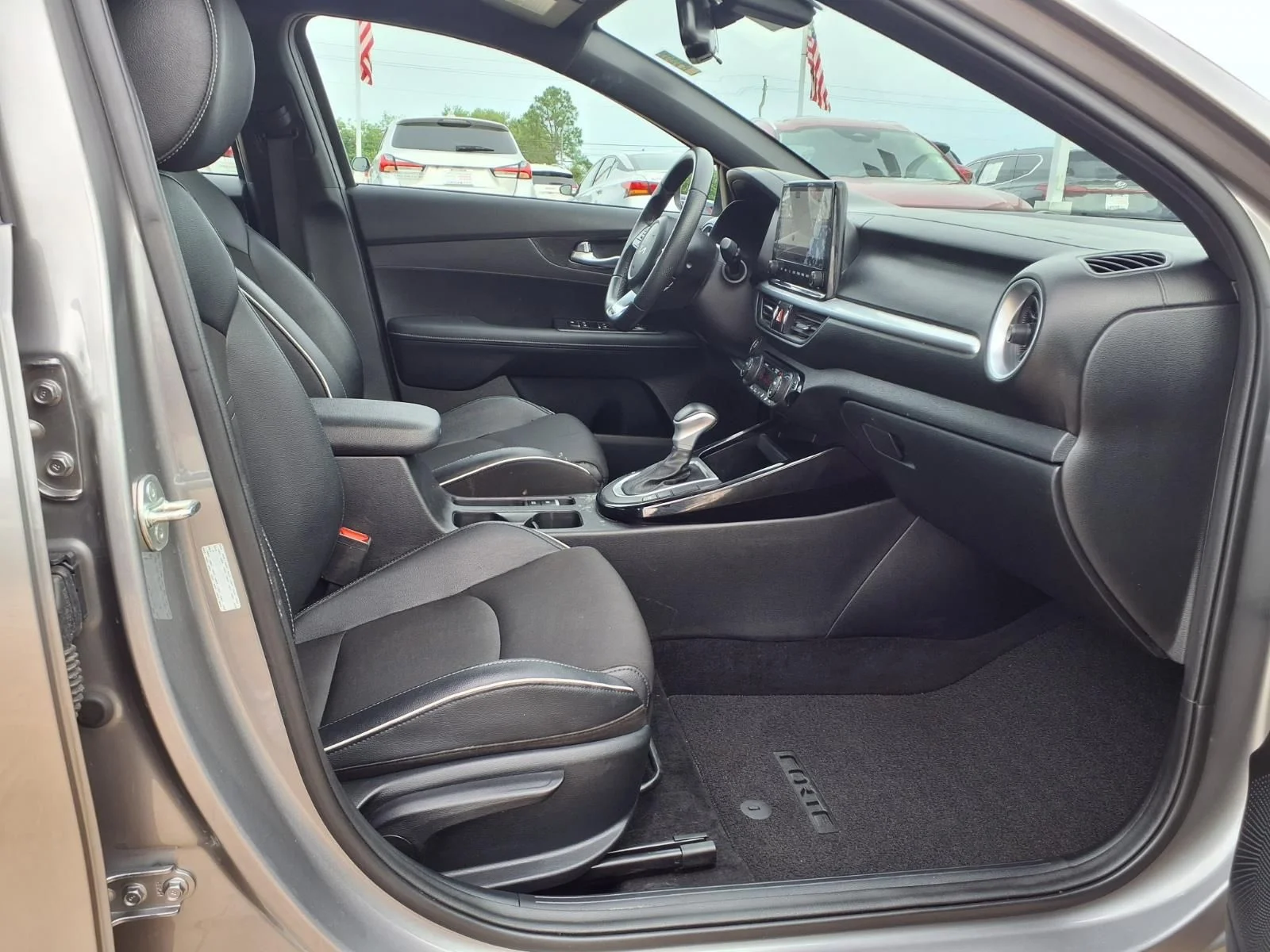 Used 2024 Gray Kia GT-Line image 7