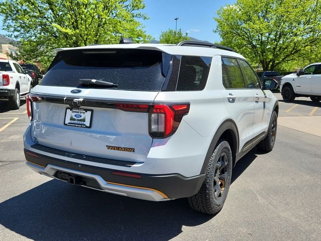 New 2026 Space White Metallic Ford Tremor® image 3