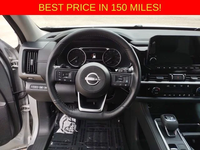 Certified Used 2025 Brilliant Silver Metallic Nissan SL image 12