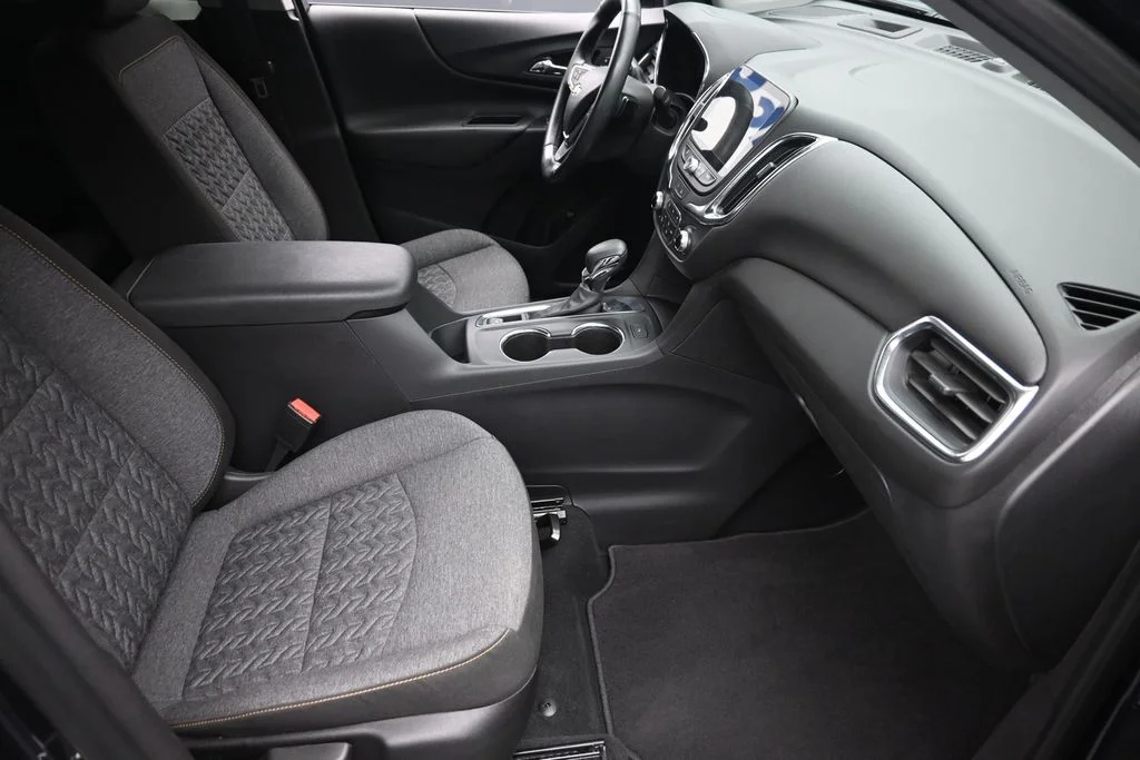 Used 2023 Gray Chevrolet LT image 9