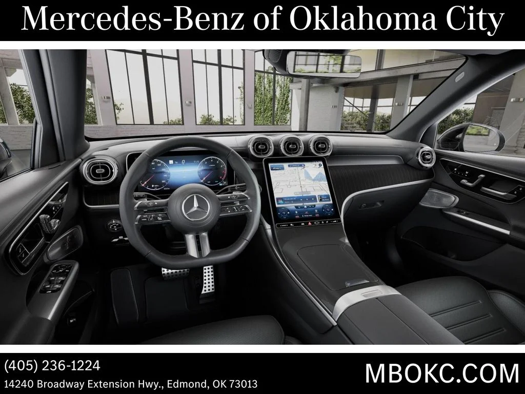 New 2026 MANUFAKTUR Patagonia Red Metallic Mercedes-Benz GLC 300 image 3