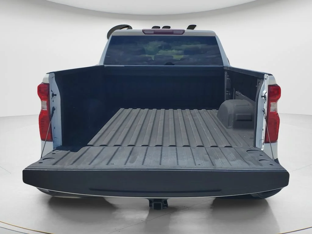 Used 2023 SUMMIT WHITE Chevrolet Work Truck image 9