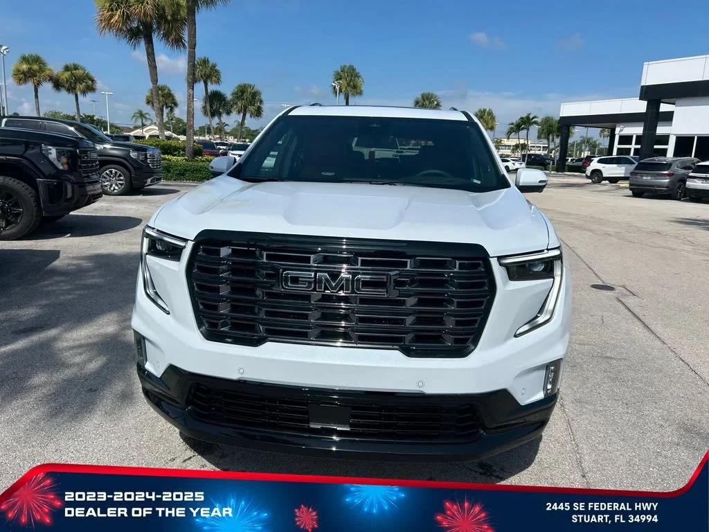 New 2026 Glacier White Tricoat GMC Denali Ultimate image 2