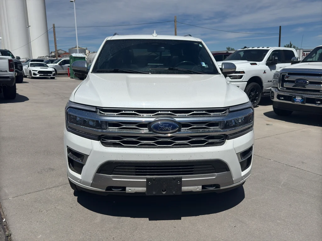 Used 2023 Star White Metallic Tri-Coat Ford Platinum image 8