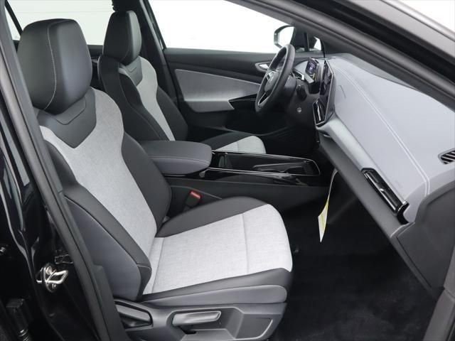 New 2026 Deep Black Pearl Volkswagen Pro image 21