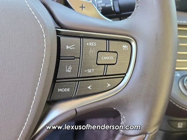 Used 2018 White Lexus 500 Base image 24