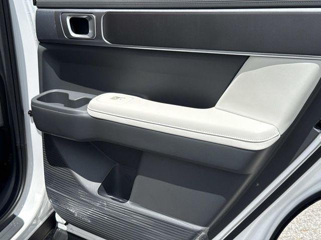 New 2027 White Hyundai SEL image 18