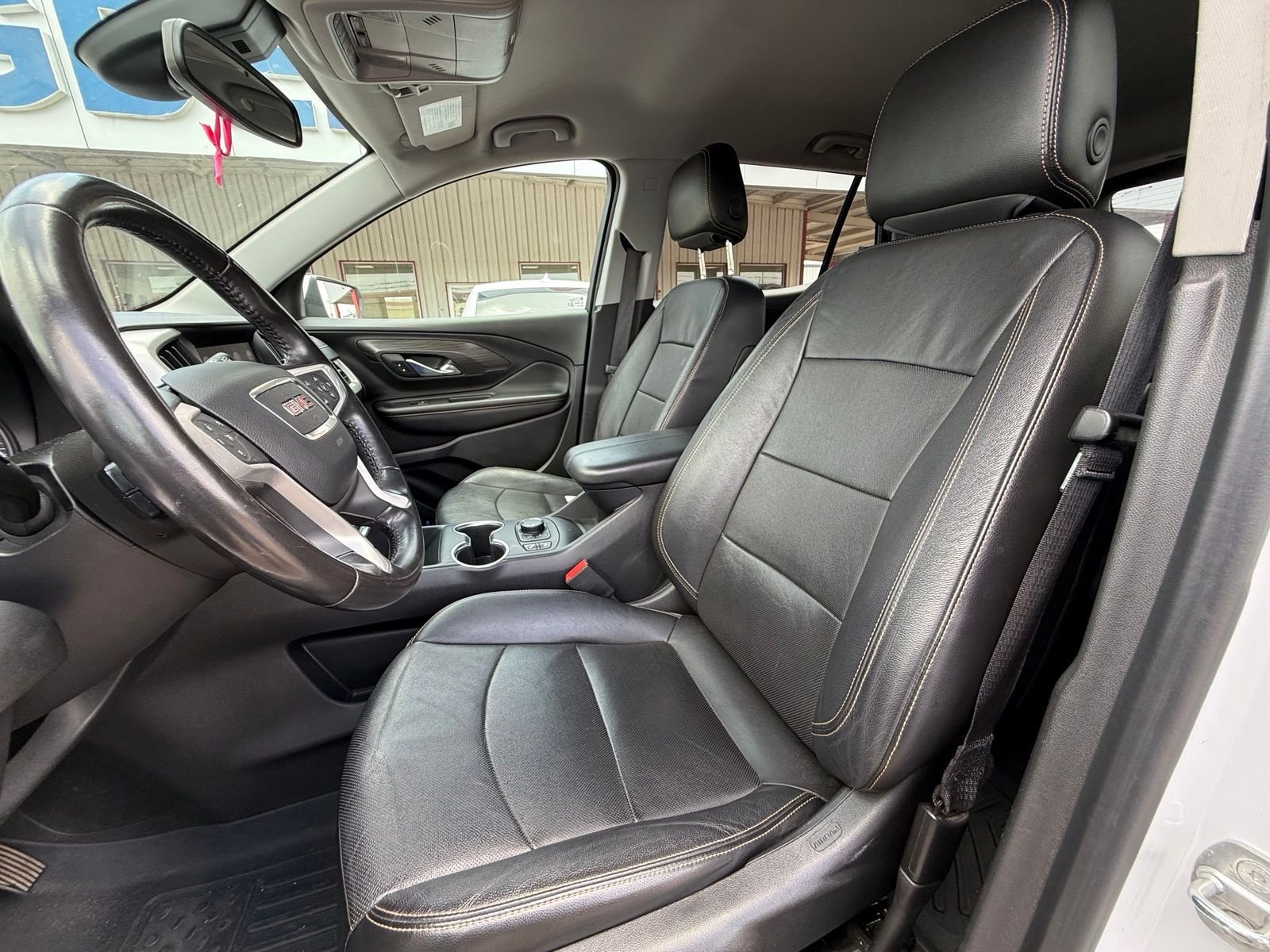 Used 2020 White GMC SLT image 11