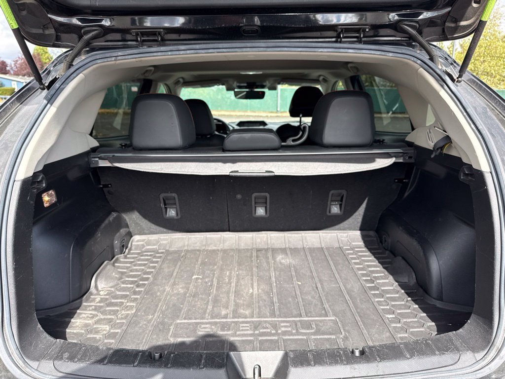 Used 2019 Crystal Black Silica Subaru 2.0i Limited image 21