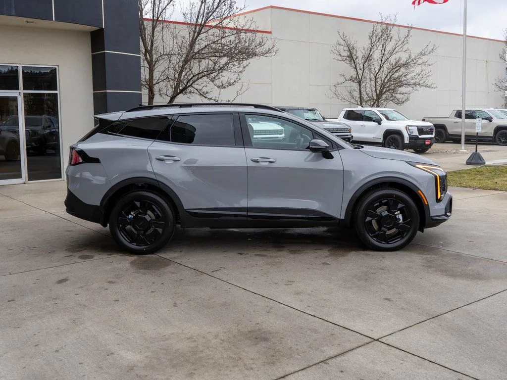 New 2026 Wolf Gray Kia X-Line image 8