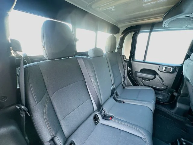 2026 Jeep Gladiator Sport - Photo 30