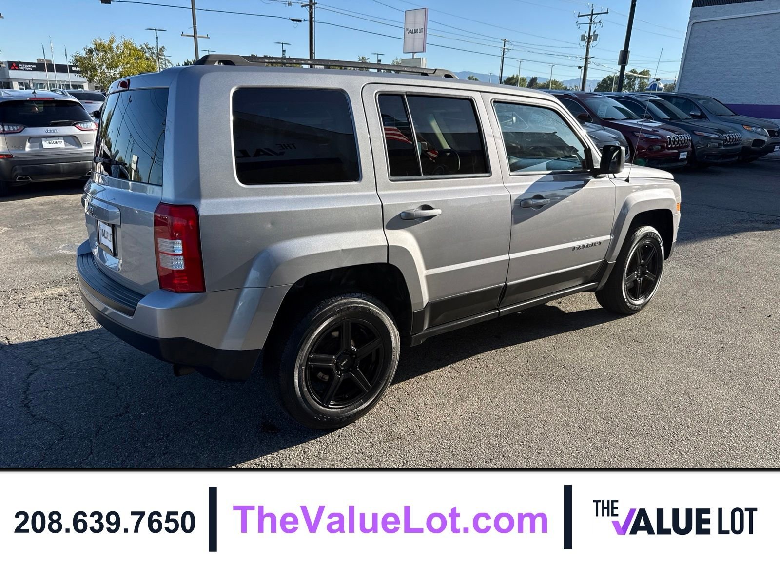Used 2016 Silver Jeep Sport image 4