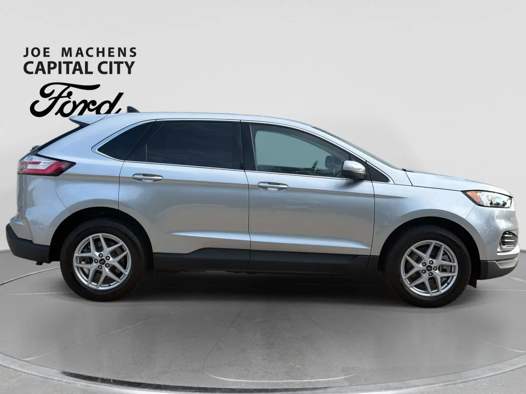 Used 2024 Iconic Silver Metallic Ford SEL image 3