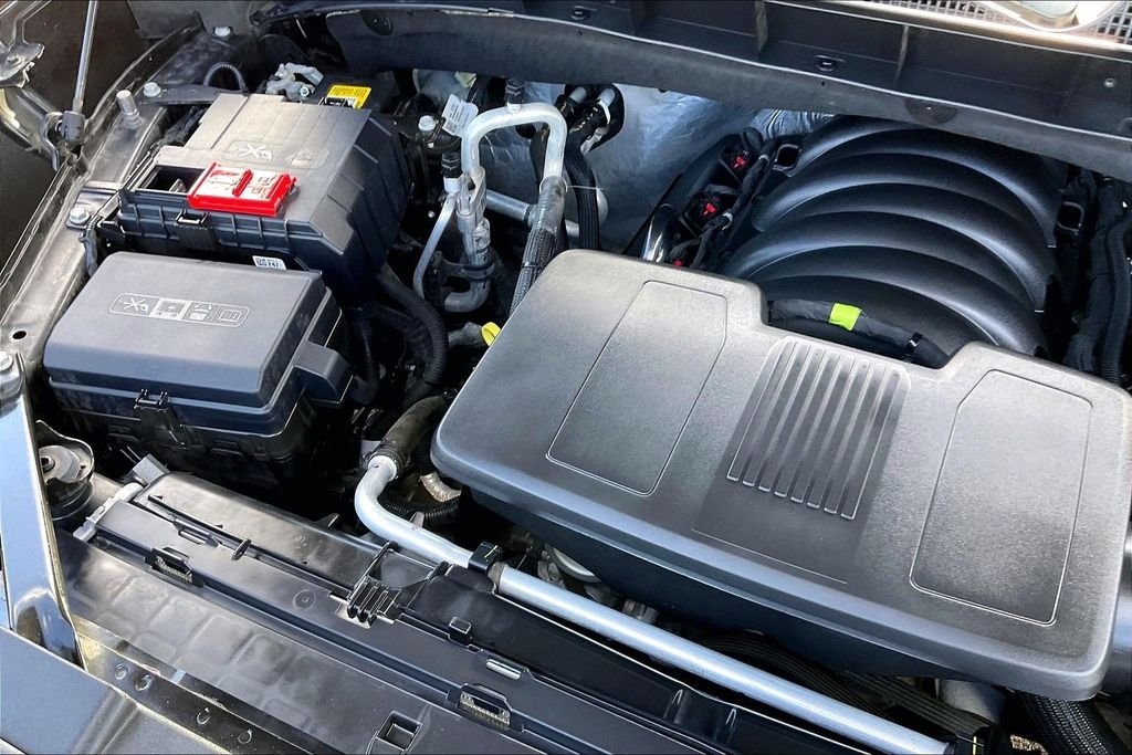 Used 2023 Black Chevrolet LT image 32