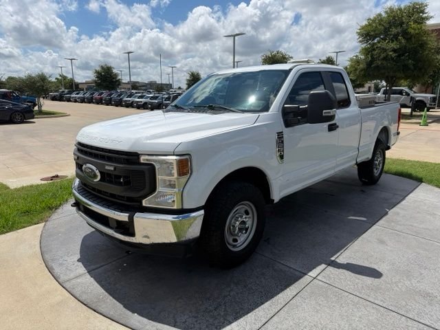 Used 2022 White Ford XL image 3