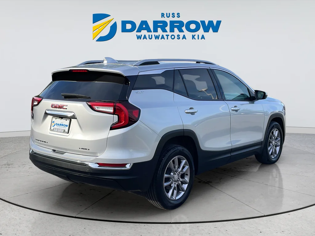 Used 2022 Silver GMC SLT image 5