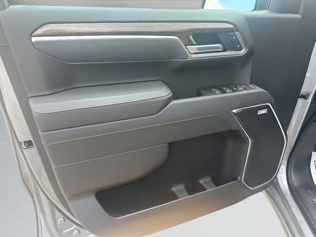 New 2026 Sterling Gray Metallic Chevrolet RST image 22